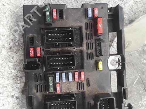 Used Fuse box PEUGEOT 206+ (2L_, 2M_) 1.4 i (73 hp) 30015035