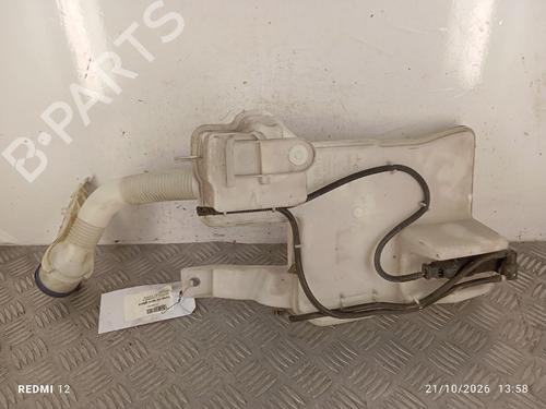 Used Windscreen washer tank Windscreen washer tank PEUGEOT 208 II (UB_, UP_, UW_, UJ_) 1.5 BlueHDI 100 (102 hp) 40200192 40200192