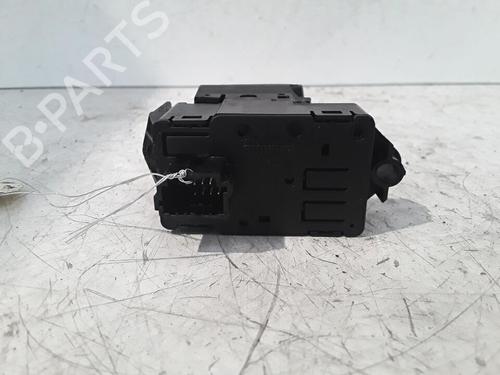 Used Switch RENAULT GRAND SCÉNIC III (JZ0/1_) 1.9 dCi (JZ0J, JZ0N, JZ1K, JZ1S) (131 hp) 30015891