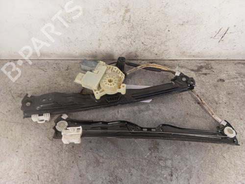 Vindusheismekanisme venstre foran PEUGEOT 308 SW II (LC_, LJ_, LR_, LX_, L4_) 1.2 THP 110 (110 hp) 30012492