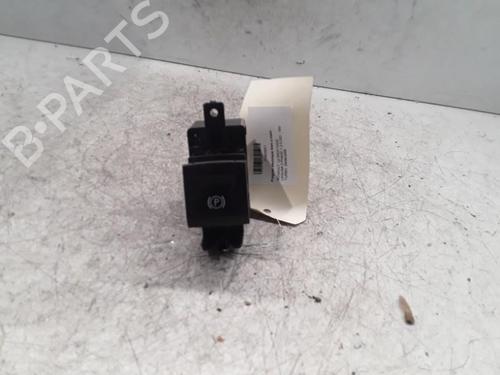 Used Switch RENAULT LAGUNA III (BT0/1) 2.0 dCi (BT01, BT08, BT09, BT0E, BT0K, BT12, BT1C, BT1D,... (150 hp) 30013940