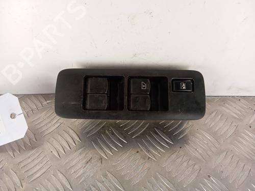 Used Left front window switch NISSAN QASHQAI I (J10, NJ10) 1.5 dCi (106 hp) 30007888