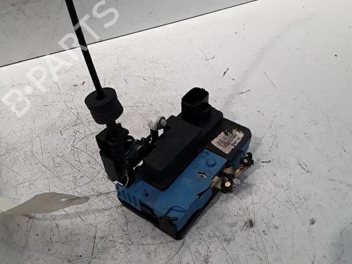 Venstre foran lås VOLVO V70 II (285) 2.4 D (126 hp) 30015715