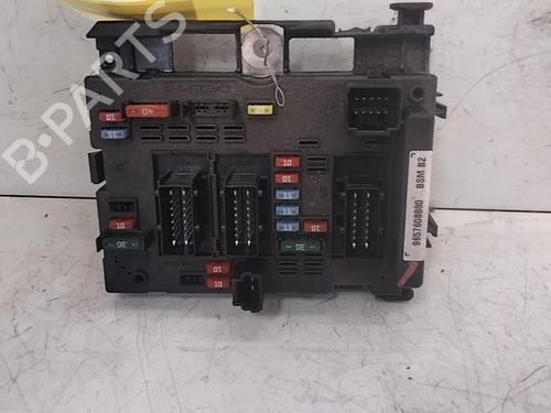 Used Fuse box PEUGEOT 206 Hatchback (2A/C) 1.4 HDi eco 70 (68 hp) 30026627