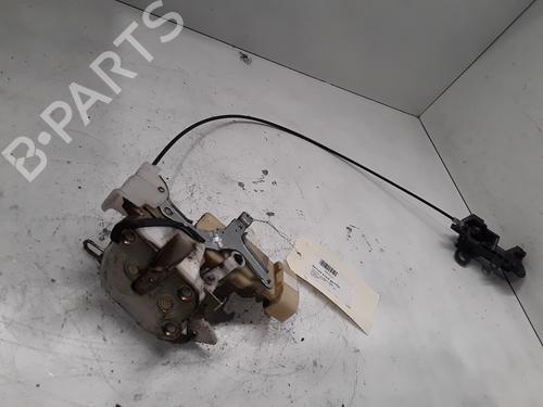 Używane Zamek drzwi przednich lewych TOYOTA YARIS (_P1_) 1.3 (NCP10, SCP12_) (86 hp) 30020985