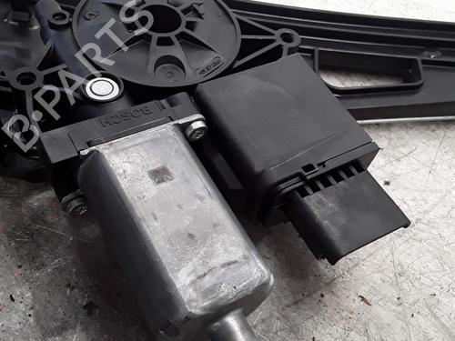 Used Front left window mechanism Front left window mechanism PEUGEOT 5008 II (MC_, MJ_, MR_, M4_) 1.5 BlueHDi 130 (MCYHZJ, MCYHZR, MCYHZX) (131 hp) 30018407 30018407