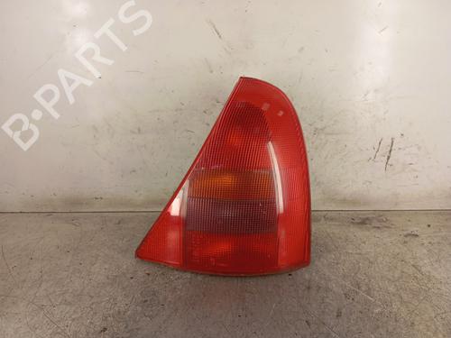 Używane Lampa tylna prawa RENAULT CLIO II (BB_, CB_) 1.4 (B/CB0C, B/CB0S) (75 hp) 30010138