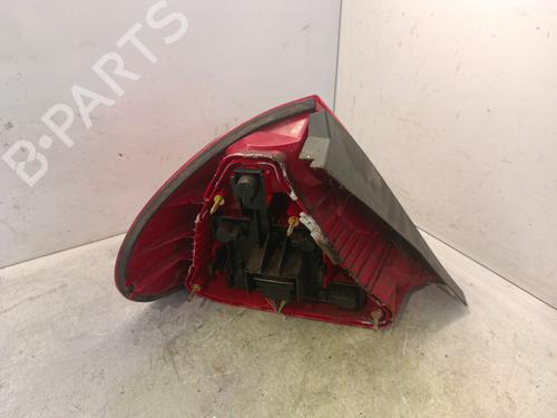 Right taillight FORD MONDEO II (BAP) 1.8 TD | BP30020585C35 