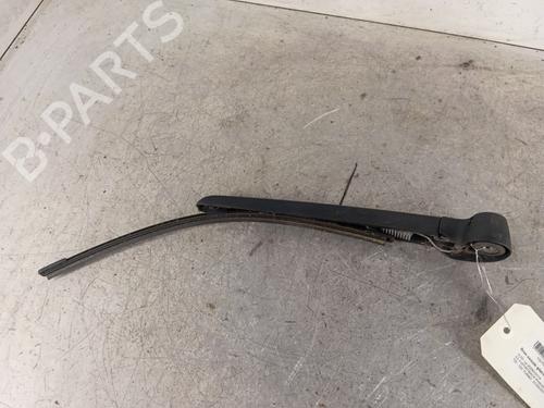 Used Rear windshield wiper arm AUDI A3 Sportback (8VA, 8VF) 1.6 TDI (105 hp) 30010605