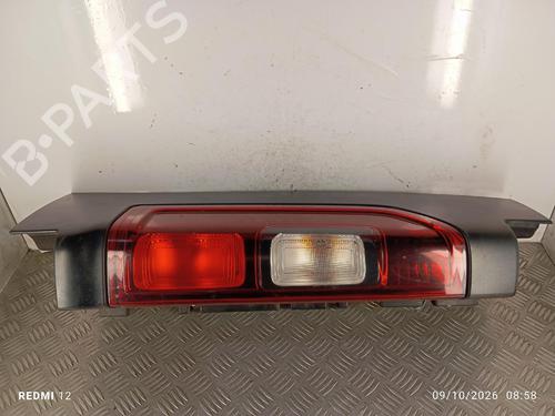 Used Left taillight Left taillight RENAULT TRAFIC III Van (FG_) 1.6 dCi 120 (FGMB, FGMC) (120 hp) 39888697 39888697