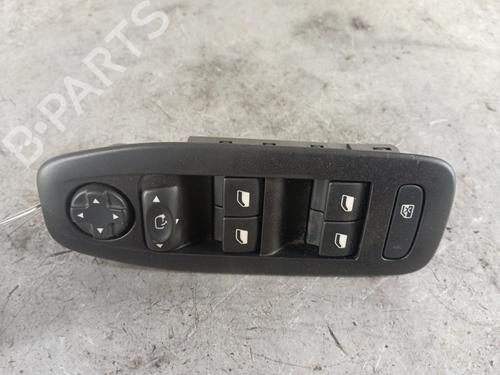Left front window switch PEUGEOT 208 I (CA_, CC_) 1.2 VTI 82 | BP30017315I27 