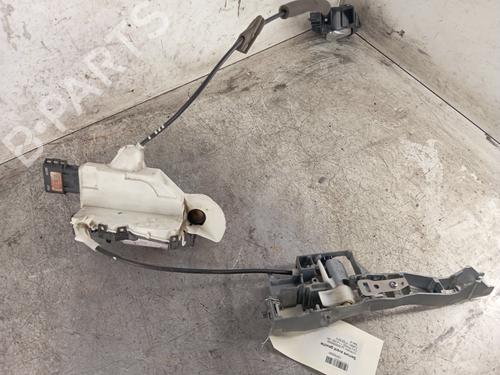 Serratura anteriore sinistra CITROËN C3 II (SC_) 1.4 HDi 70 (SC8HZC, SC8HR0, SC8HP4) (68 hp) 30010032