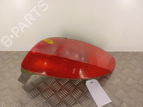Piloto trasero derecho PEUGEOT 206 Hatchback (2A/C) 1.4 i (75 hp) 30012190