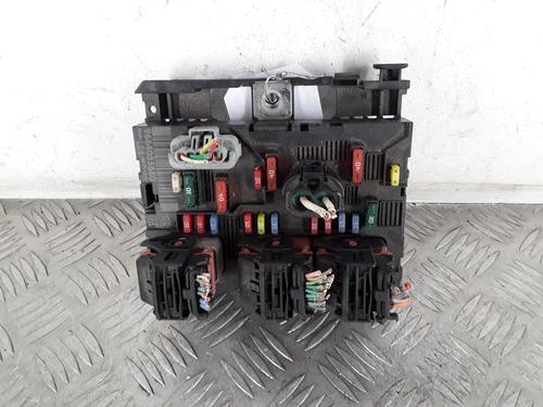 Boîte à Fusibles CITROËN C4 Grand Picasso I (UA_) 2.0 HDi 150 (150 hp) 30814742