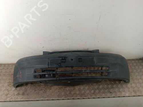 Używane Zderzak przedni RENAULT KANGOO (KC0/1_) 1.2 16V (KC05, KC06, KC03, KC0T, KC0W, KC1D) (75 hp) 30018639