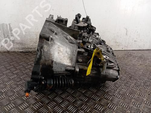 Used Gearbox Gearbox PEUGEOT 3008 II SUV (MC_, MR_, MJ_, M4_) 1.6 BlueHDi 120 (120 hp) 40432882 40432882