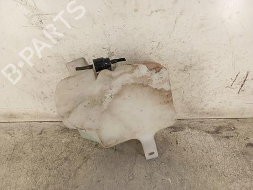 Used Windscreen washer tank Windscreen washer tank 30017775 30017775