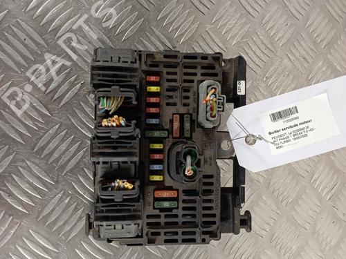 Sikringsdåse PEUGEOT 407 SW (6E_, 6D_) 2.0 HDi 135 (136 hp) 30023085