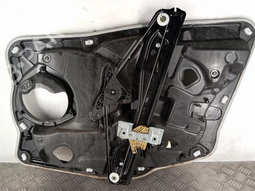 Used Front left window mechanism Front left window mechanism FIAT 500X (334_) 1.6 D Multijet (334AXA1B, 334AXA11) (120 hp) 31144260 31144260