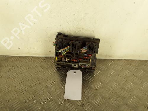 Zekeringkast CITROËN C4 Picasso I MPV (UD_) 1.6 HDi (109 hp) 30022793