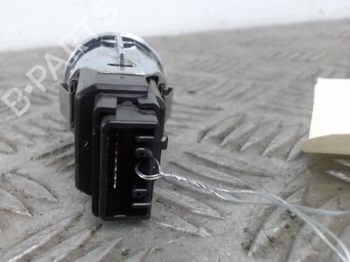 Switch TOYOTA COROLLA Verso (ZER_, ZZE12_, R1_) 2.0 D-4D (CUR10_, CUR10R) | BP30022634I30 