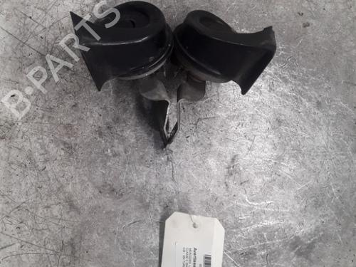 Used Horn MERCEDES-BENZ C-CLASS (W204) C 220 CDI (204.002) (170 hp) 30012971