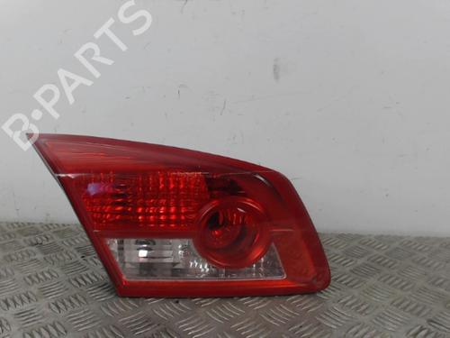 Używane Lampa tylna klapy bagażnika lewa RENAULT VEL SATIS (BJ0_) 2.2 dCi (BJ0E, BJ0F) (150 hp) 30027571