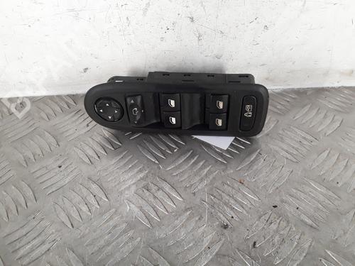 Used Left front window switch CITROËN C5 III Break (RW_) 1.6 HDi 110 (112 hp) 30174184