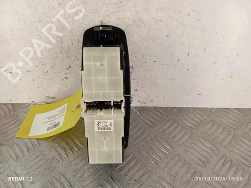 Used Left front window switch Left front window switch RENAULT KOLEOS I (HY_) 2.0 dCi 4x4 (HY0B) (173 hp) 39664844 39664844