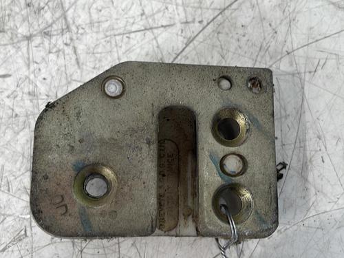 Used Rear right lock RENAULT TRAFIC Van (T_, P_, V_) [1989-2002]  30015788