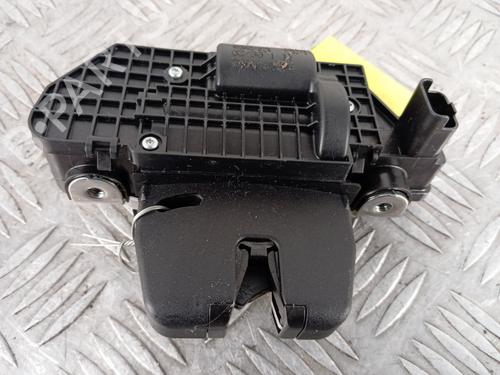 Bagklap lås PEUGEOT 208 II (UB_, UP_, UW_, UJ_) 1.2 PureTech 75 (75 hp) 31376819