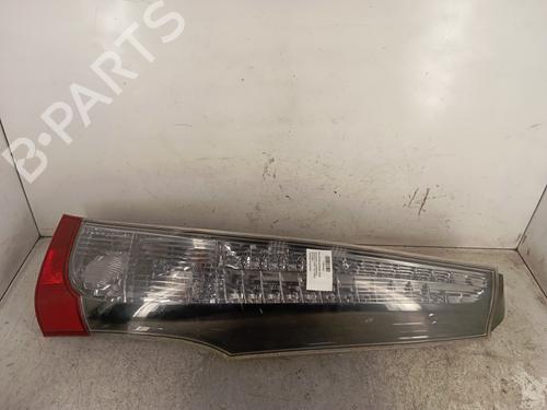 Used Right taillight MITSUBISHI GRANDIS (NA_W) 2.0 DI-D (NA8W) (136 hp) 30025546