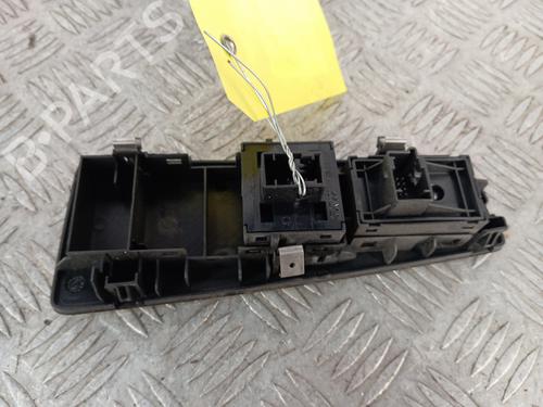 Left front window switch FIAT GRANDE PUNTO (199_) 1.2 | BP32168333I27