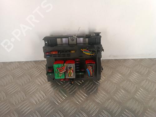 Zekeringkast PEUGEOT 206 Hatchback (2A/C) 1.1 i (60 hp) 30012087
