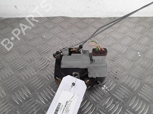Serratura anteriore sinistra PEUGEOT 206 SW (2E/K) 2.0 HDi (90 hp) 30007598