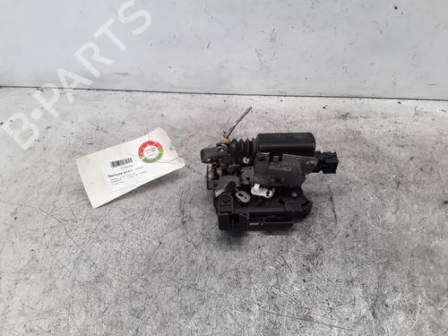 Høyre foran lås DACIA SANDERO 1.5 dCi (68 hp) 30025748