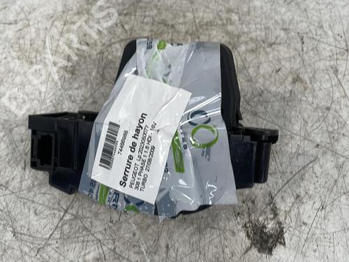 Used Tailgate lock Tailgate lock PEUGEOT 308 I (4A_, 4C_) 1.6 HDi (109 hp) 30021360 30021360
