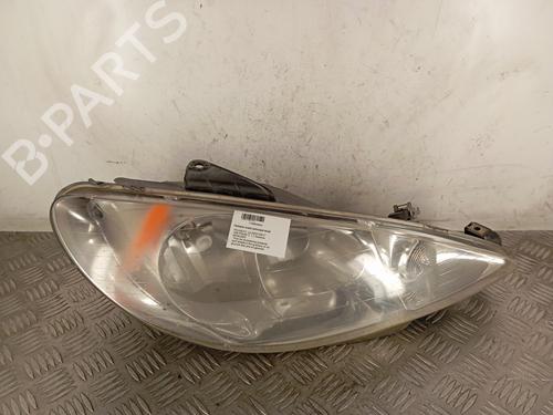 Used Right headlight PEUGEOT 206 Hatchback (2A/C) 1.1 i (60 hp) 31211793