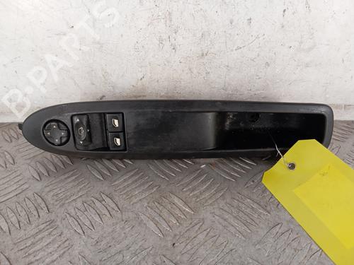 Used Left front window switch CITROËN DS4 (NX_) 1.6 HDi 115 (114 hp) 31612908