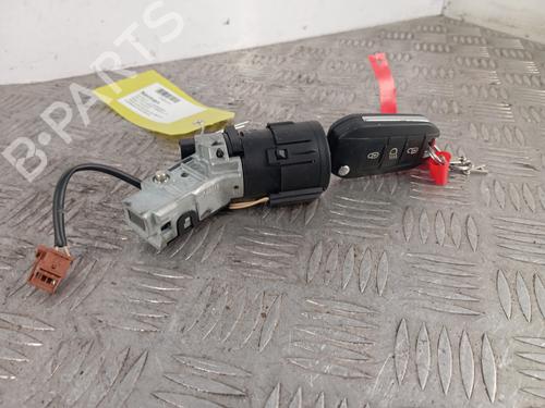 Used Ignition barrel Ignition barrel PEUGEOT 308 SW II (LC_, LJ_, LR_, LX_, L4_) 1.5 BlueHDi 130 (131 hp) 33946308 33946308