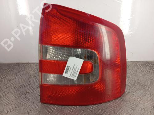 Used Right taillight Right taillight SKODA OCTAVIA II Combi (1Z5) [2004-2013] 33946285 33946285