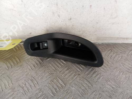 Venstre bagtil elrude kontakt FIAT 500X (334_) 1.6 D Multijet (334AXA1B, 334AXA11) (120 hp) 31146812