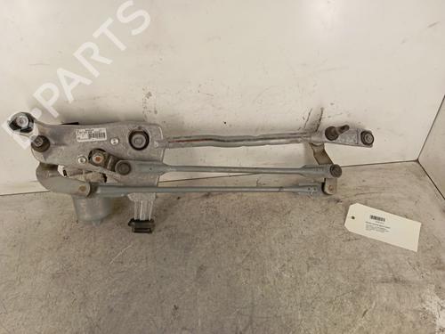 Used Front wiper motor PEUGEOT 308 II (LB_, LP_, LW_, LH_, L3_) 1.5 BlueHDi 130 (131 hp) 30025619