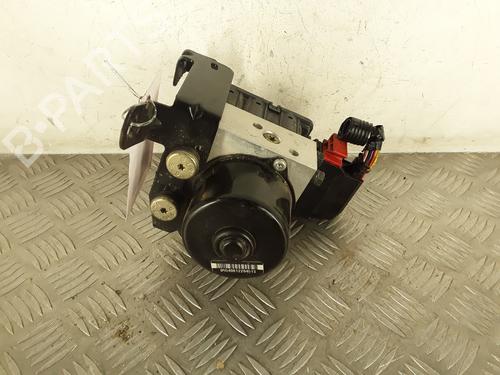 ABS Bremseaggregat PEUGEOT 206 Hatchback (2A/C) 1.4 i (75 hp) 30080376