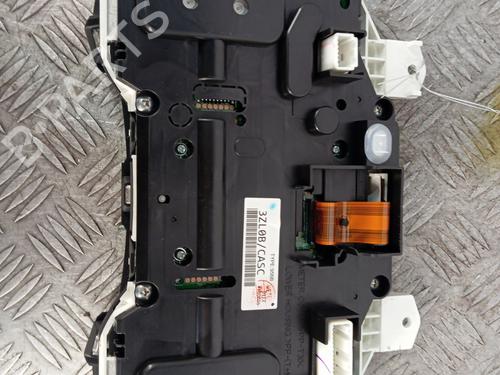 Used Instrument cluster Instrument cluster NISSAN PULSAR Hatchback (C13) 1.2 DIG-T (115 hp) 33692441 33692441