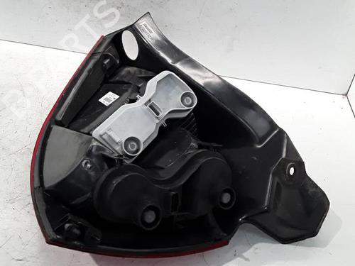 Używane Lampa tylna lewa RENAULT MEGANE II (BM0/1_, CM0/1_) 2.0 16V (BM0U, CM0U) (135 hp) 30015729