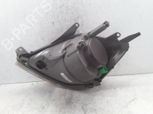 Used Right headlight Right headlight FORD FIESTA V (JH_, JD_) 1.6 TDCi (90 hp) 30013458 30013458