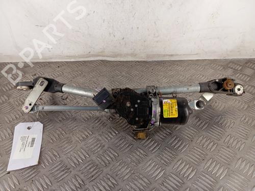 Used Front wiper motor RENAULT MEGANE III Hatchback (BZ0/1_, B3_) 1.9 dCi (BZ0N, BZ0J) (131 hp) 31065959