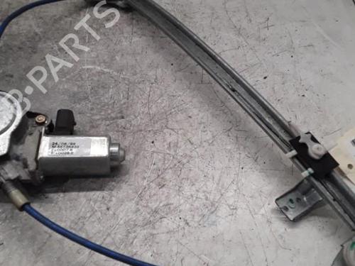 Used Front right window mechanism FIAT PUNTO (176_) 60 1.2 (176AP, 176AR, 176AQ, 176BB) (60 hp) 30019085