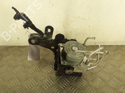 Used ABS pump ABS pump RENAULT MEGANE IV Hatchback (B9A/M/N_) 1.5 dCi 110 (B9A3) (110 hp) 30011567 30011567